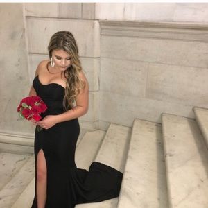 Beautiful Black Mermaid Gown